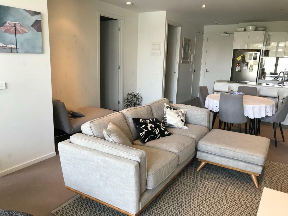 Marina View Apartment On The Maribyrnong River, Melbourne Exterior photo